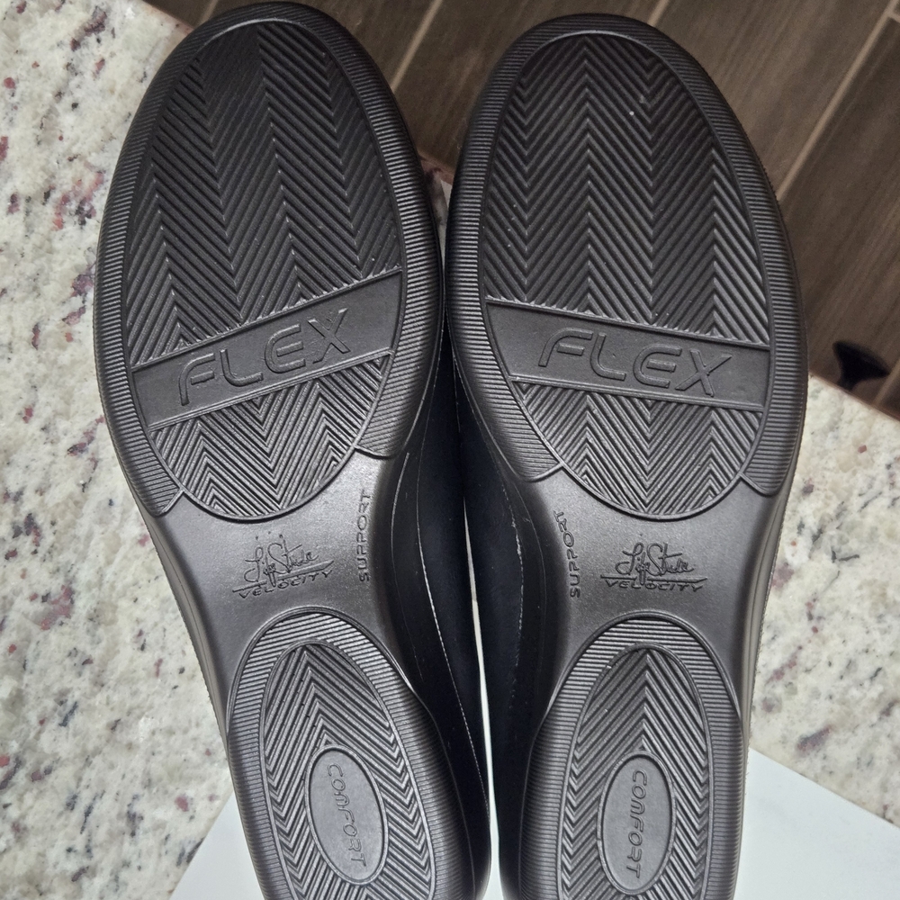 Life Stride Women's Black Loafers Sz 9 - Picture 4 of 5
